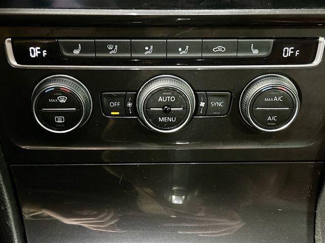 Used 2019 Volkswagen Golf Alltrack AWD/4WD image 17