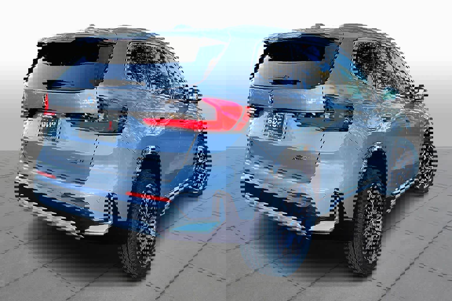 Certified 2025 BMW X1 xDrive28i w/ Technology Package image 12