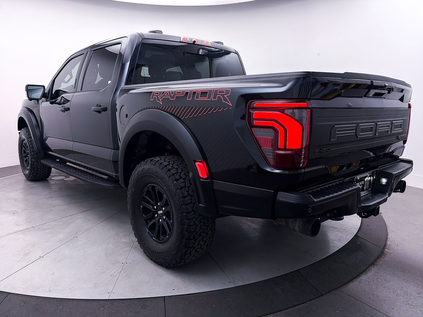 Used 2024 Ford F150 Raptor image 14