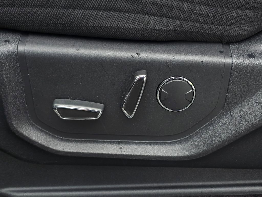 Used 2016 Ford F150 XLT w/ Equipment Group 302A Luxury image 29