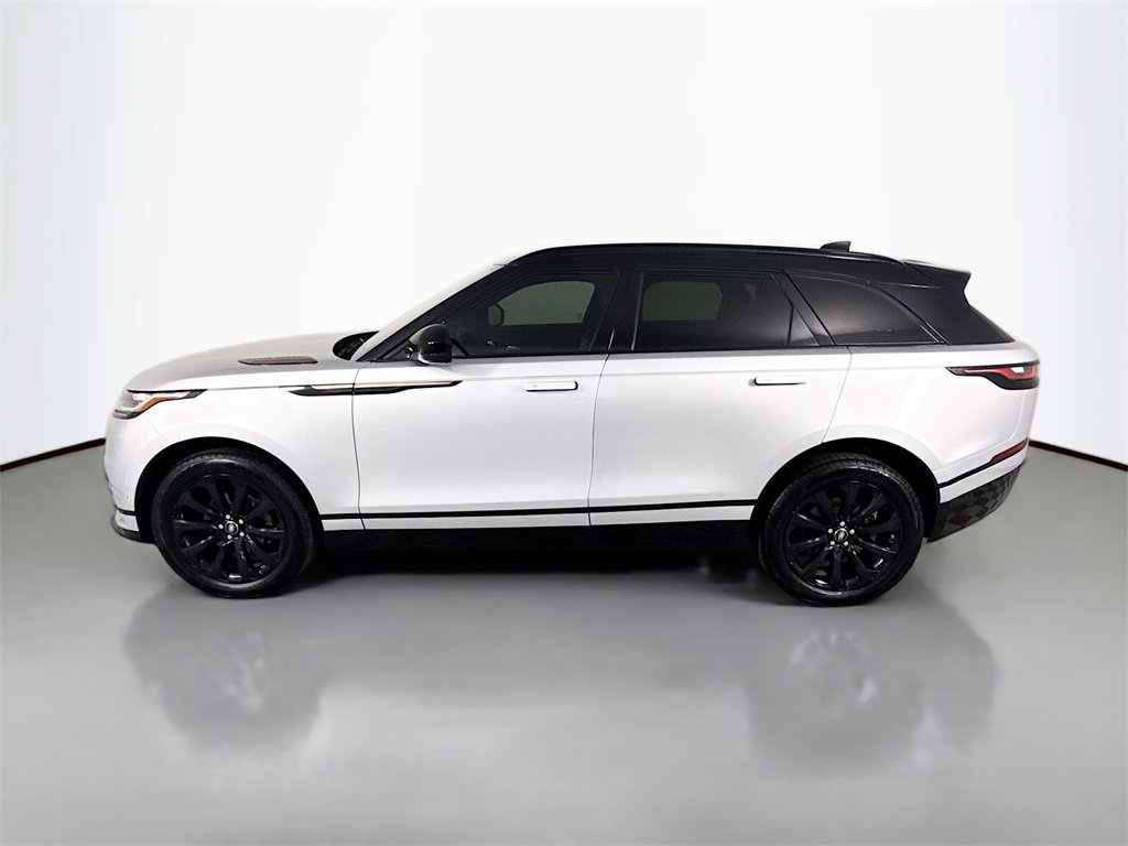 Used 2018 Land Rover Range Rover Velar R-Dynamic SE image 2