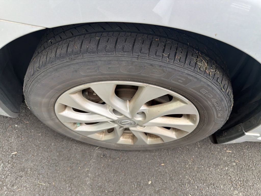 Used 2018 Nissan Sentra SV w/ Premium Package (P01) image 7