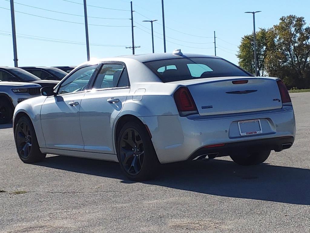 Used 2023 Chrysler 300 S image 29