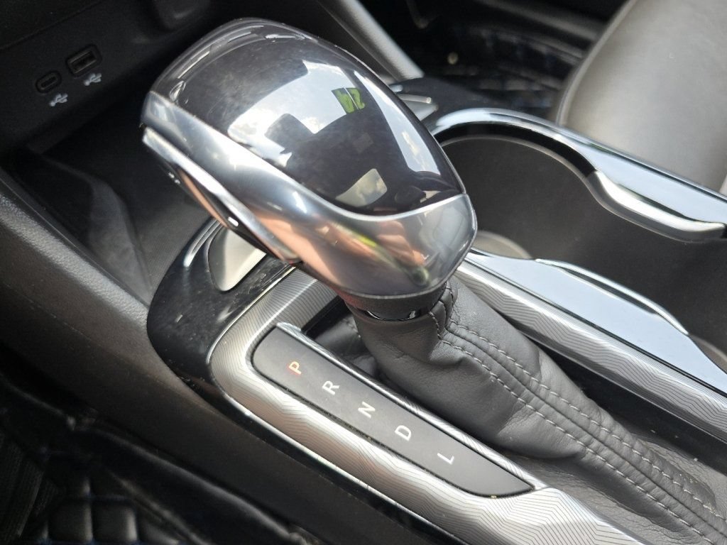 Used 2024 Buick Envista Sport Touring w/ Convenience I Package FWD image 30