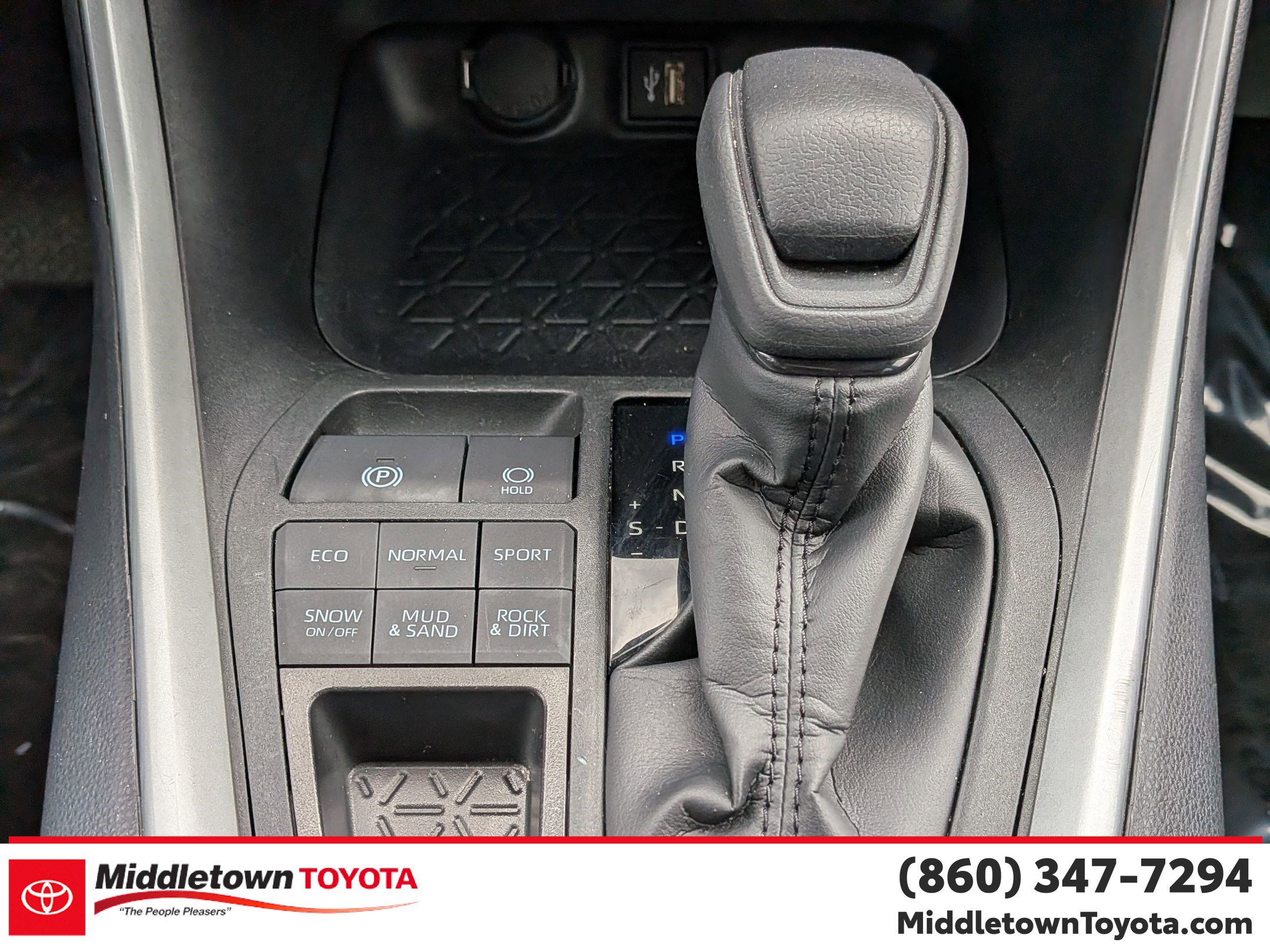 Certified 2025 Toyota RAV4 XLE AWD/4WD image 26
