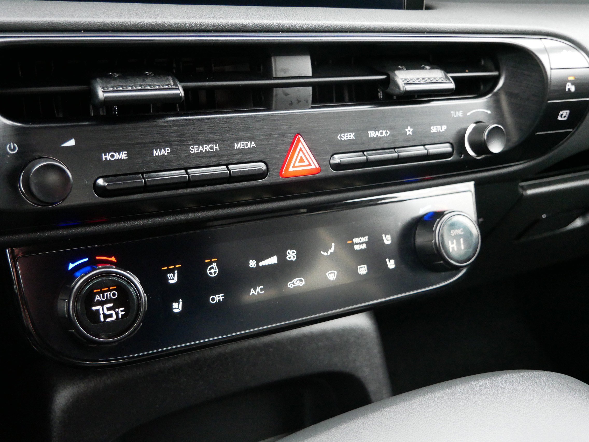 Certified 2026 Hyundai Palisade XRT Pro image 22