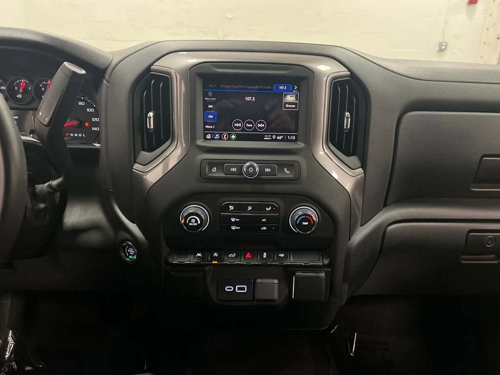 Used 2025 Chevrolet Silverado 1500 Custom image 20