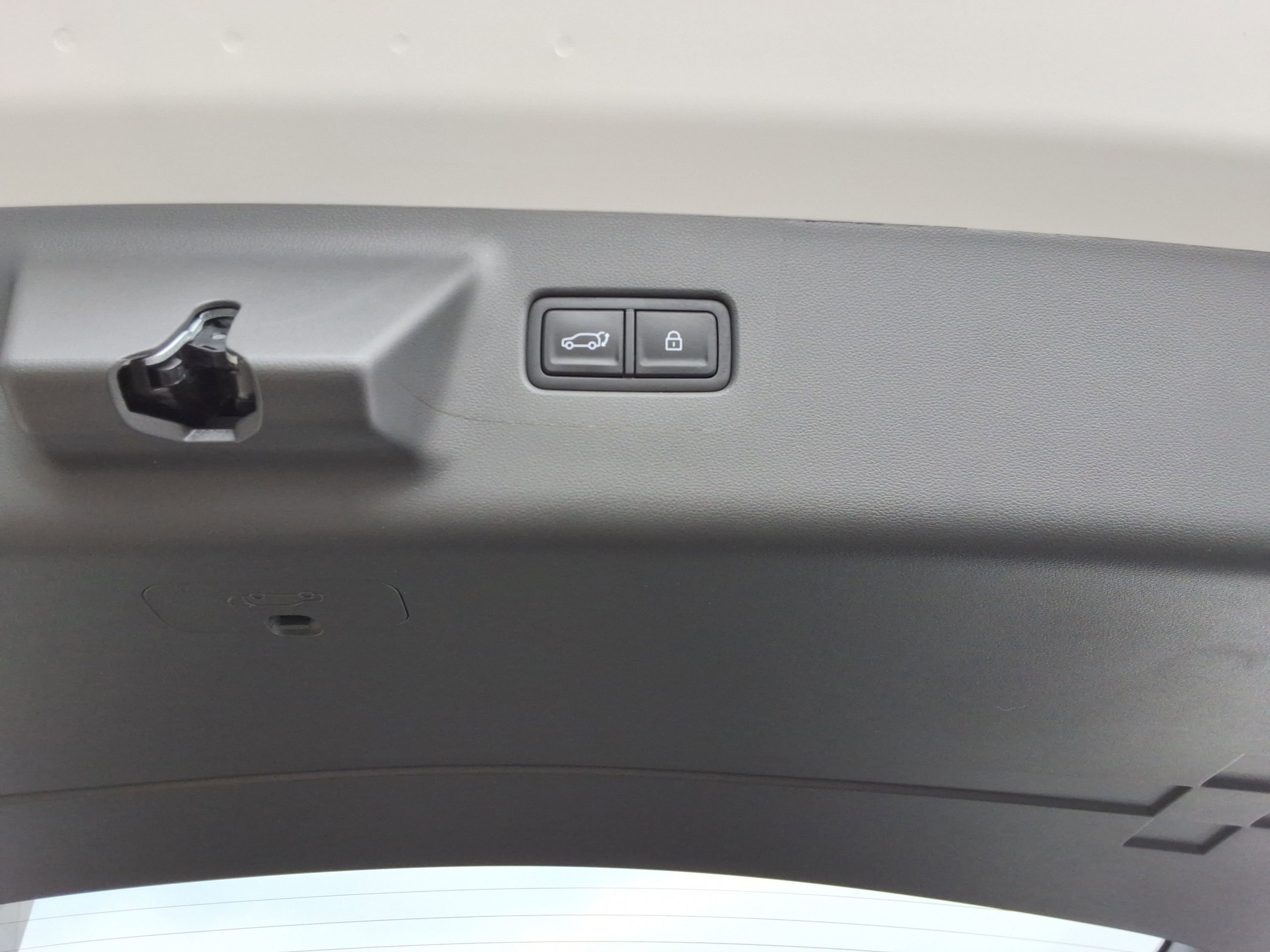 Used 2025 Hyundai Santa Fe Limited image 23