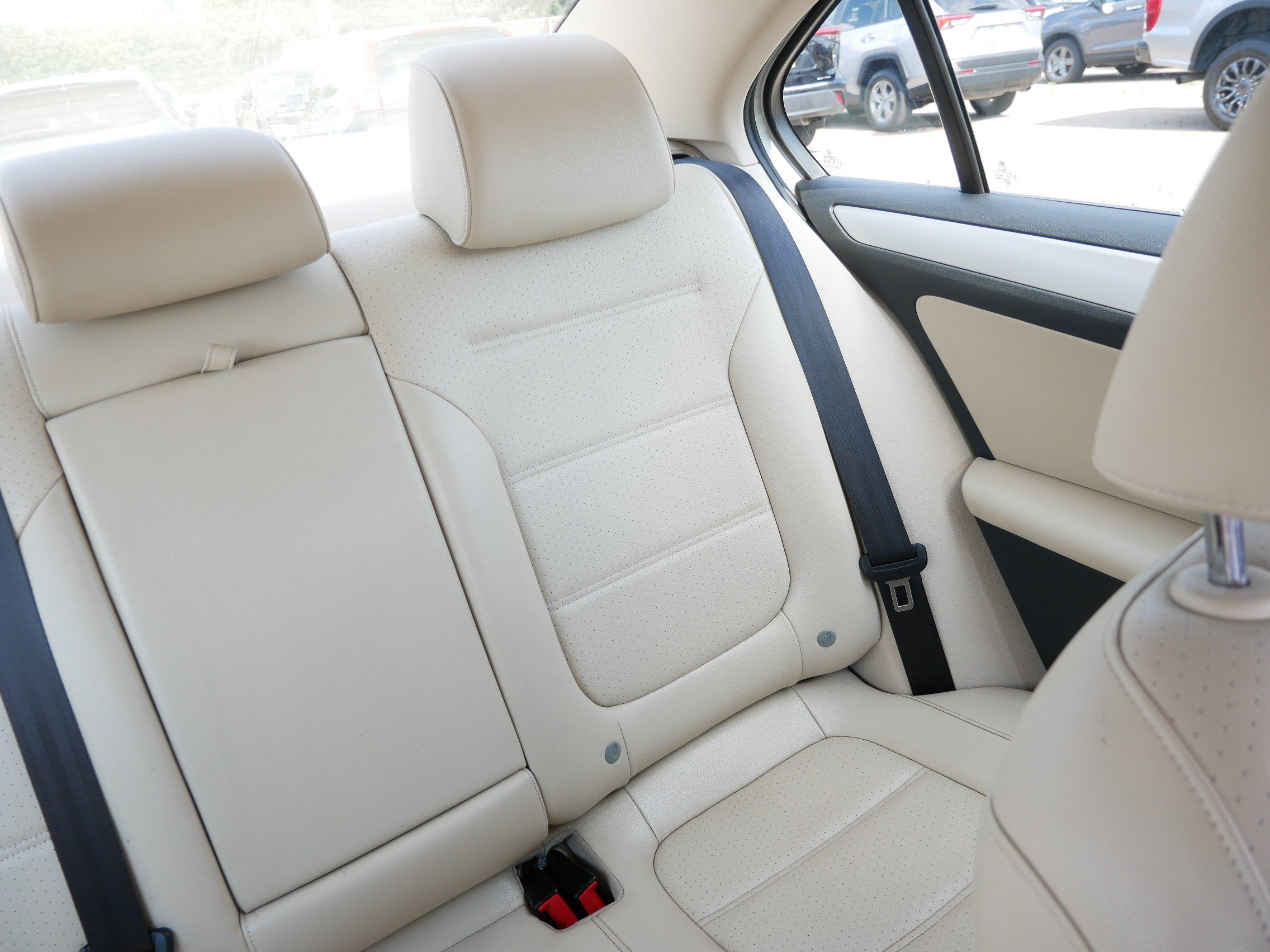 Used 2014 Volkswagen Jetta SE FWD image 14