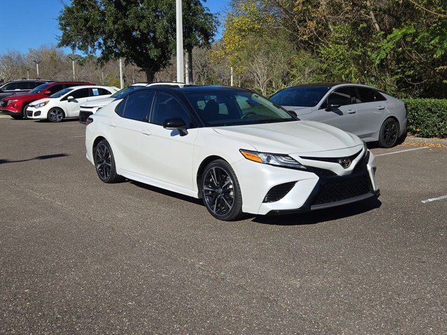 Used 2020 Toyota Camry XSE image 1
