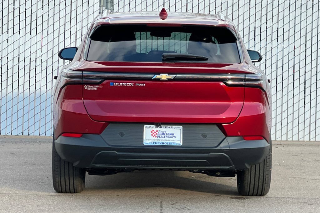 New 2026 Chevrolet Equinox EV LT AWD/4WD image 5