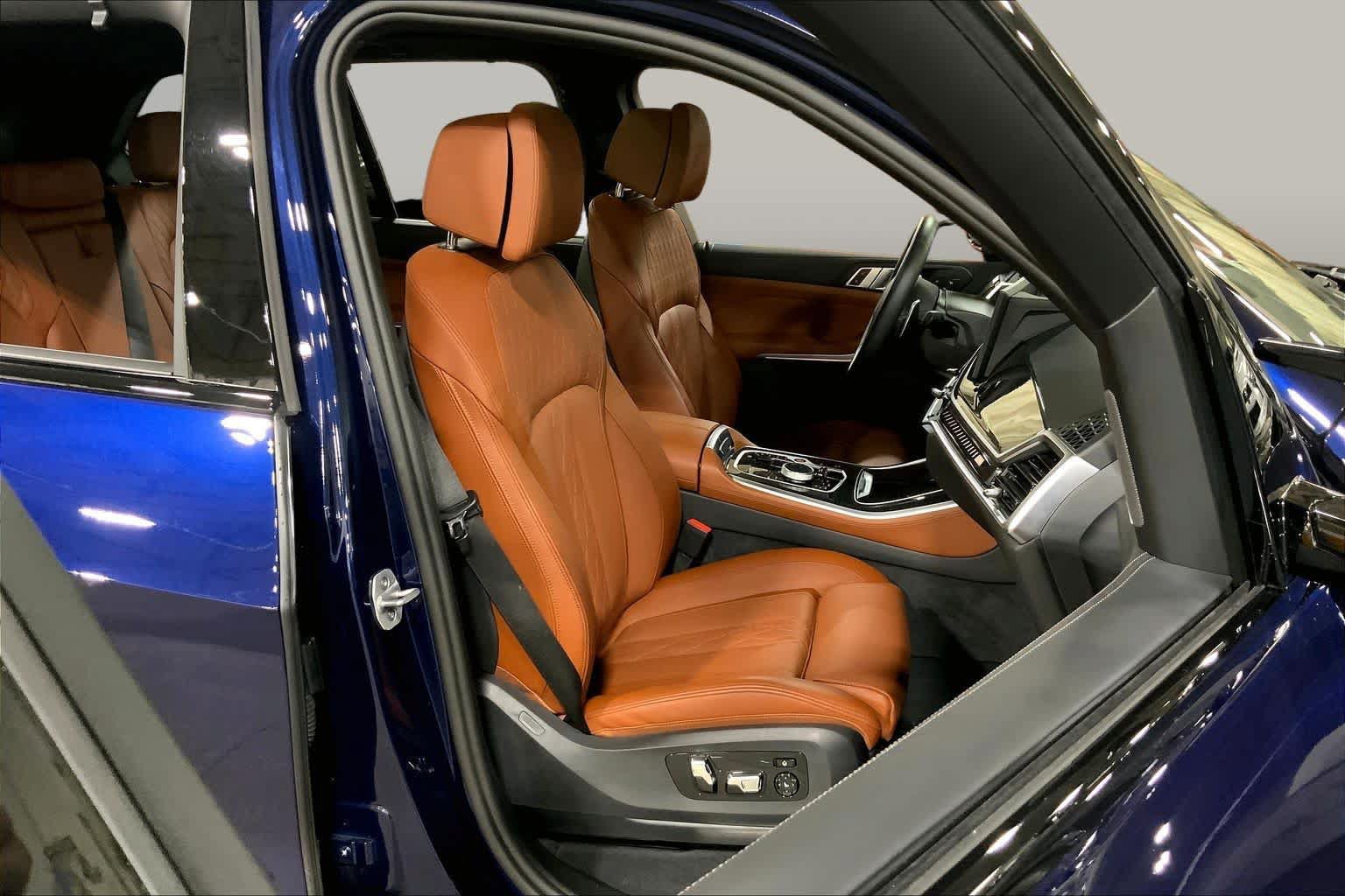 Used 2025 BMW X5 M60i w/ Executive Package AWD/4WD image 9