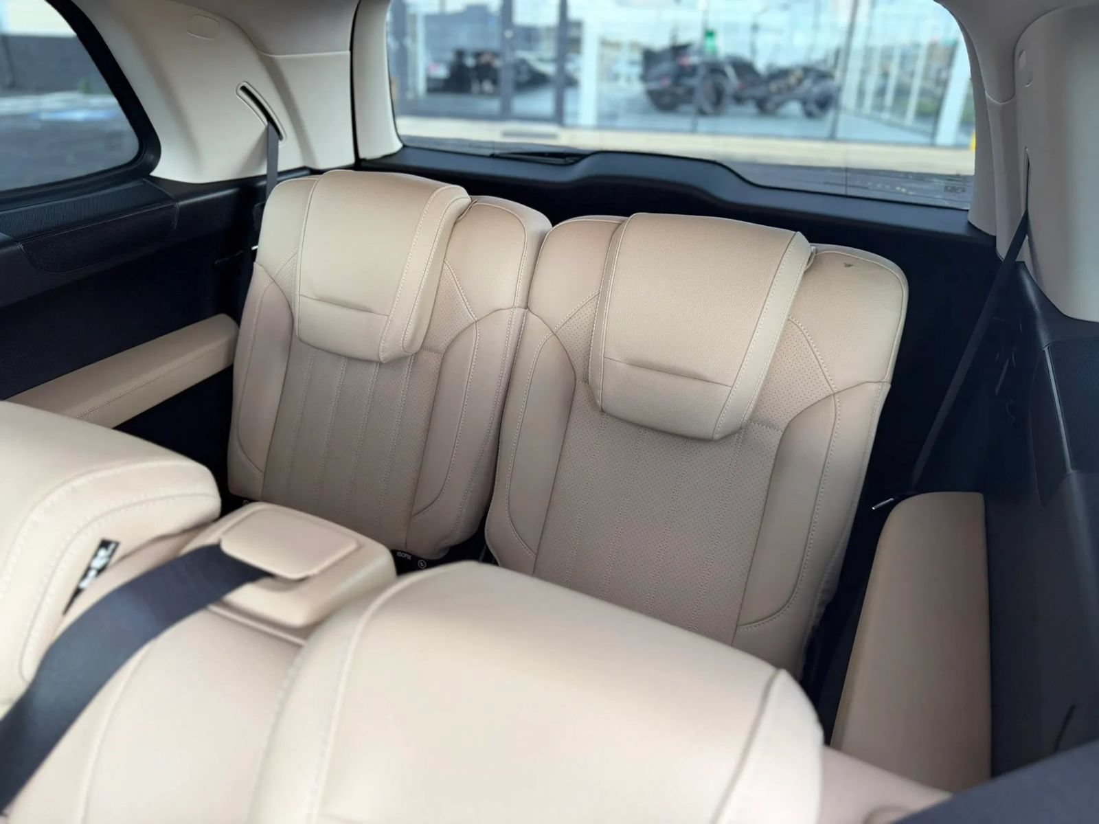 Used 2019 Mercedes-Benz GLS 450 4MATIC image 18