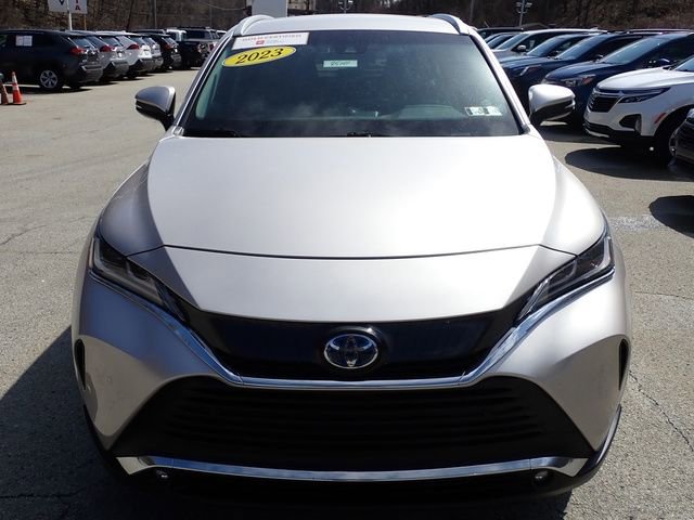 Certified 2023 Toyota Venza XLE image 11