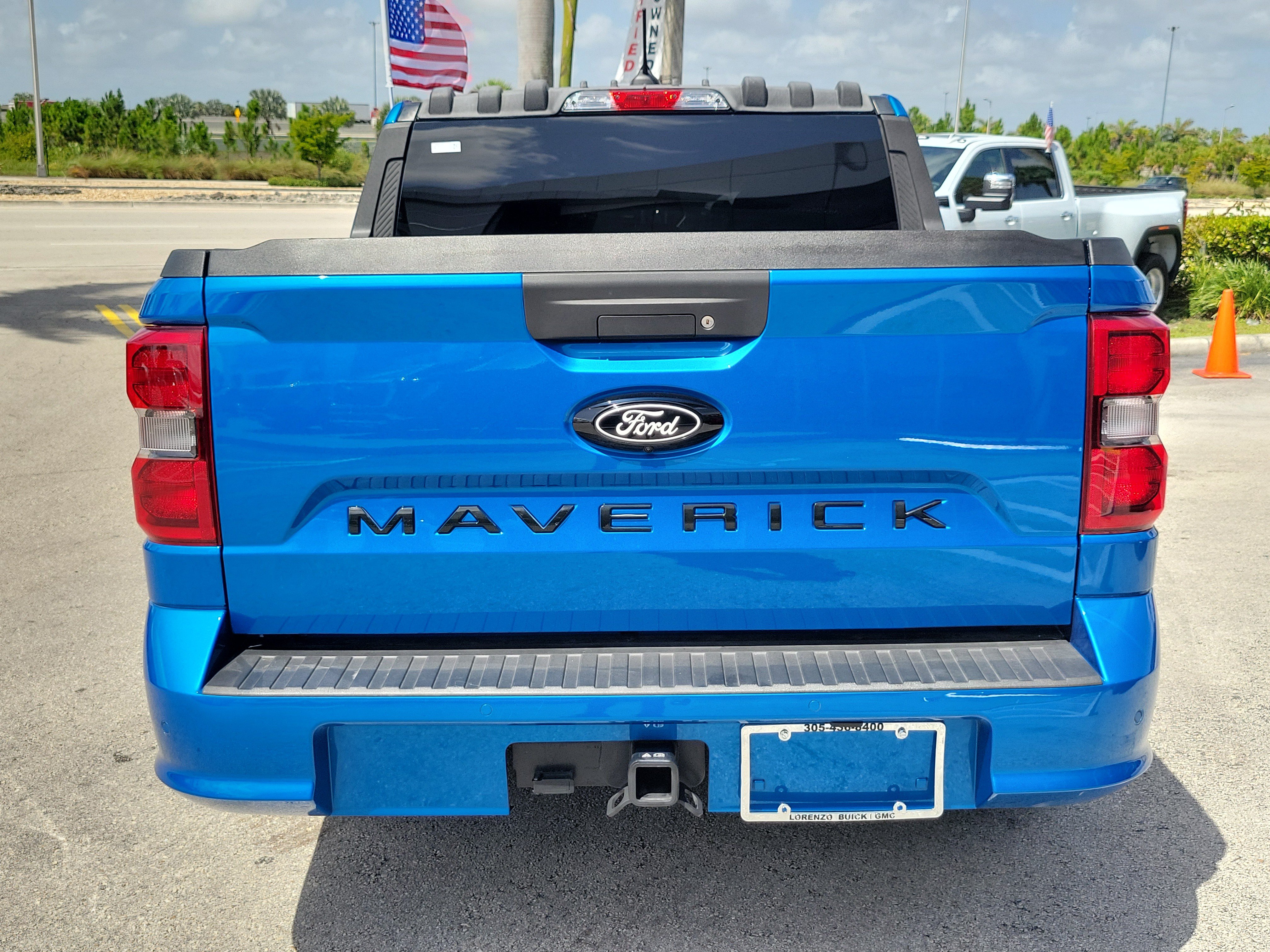 Used 2025 Ford Maverick Lobo AWD/4WD image 6