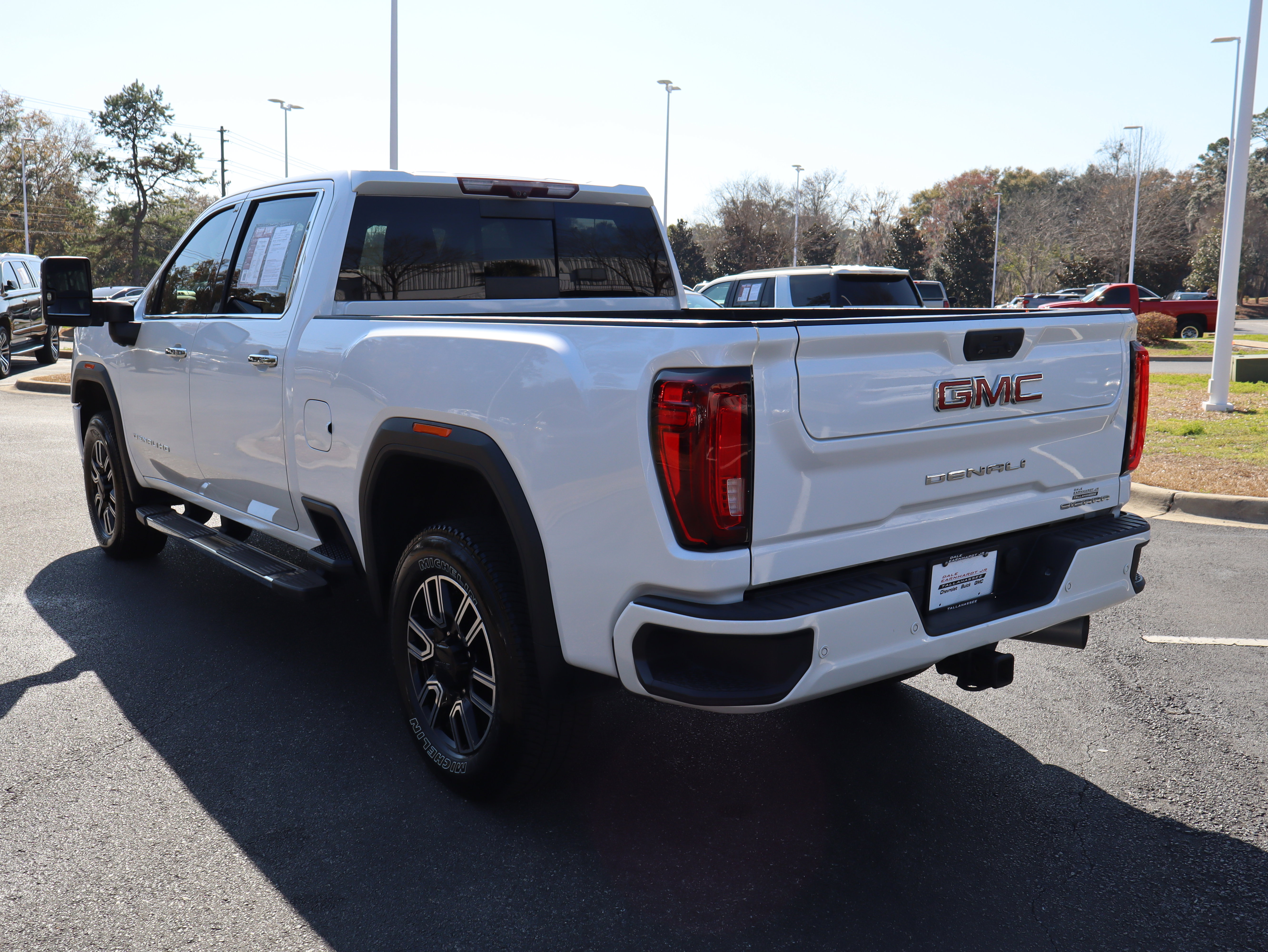Used 2021 GMC Sierra 2500 Denali w/ Denali Ultimate Package image 8