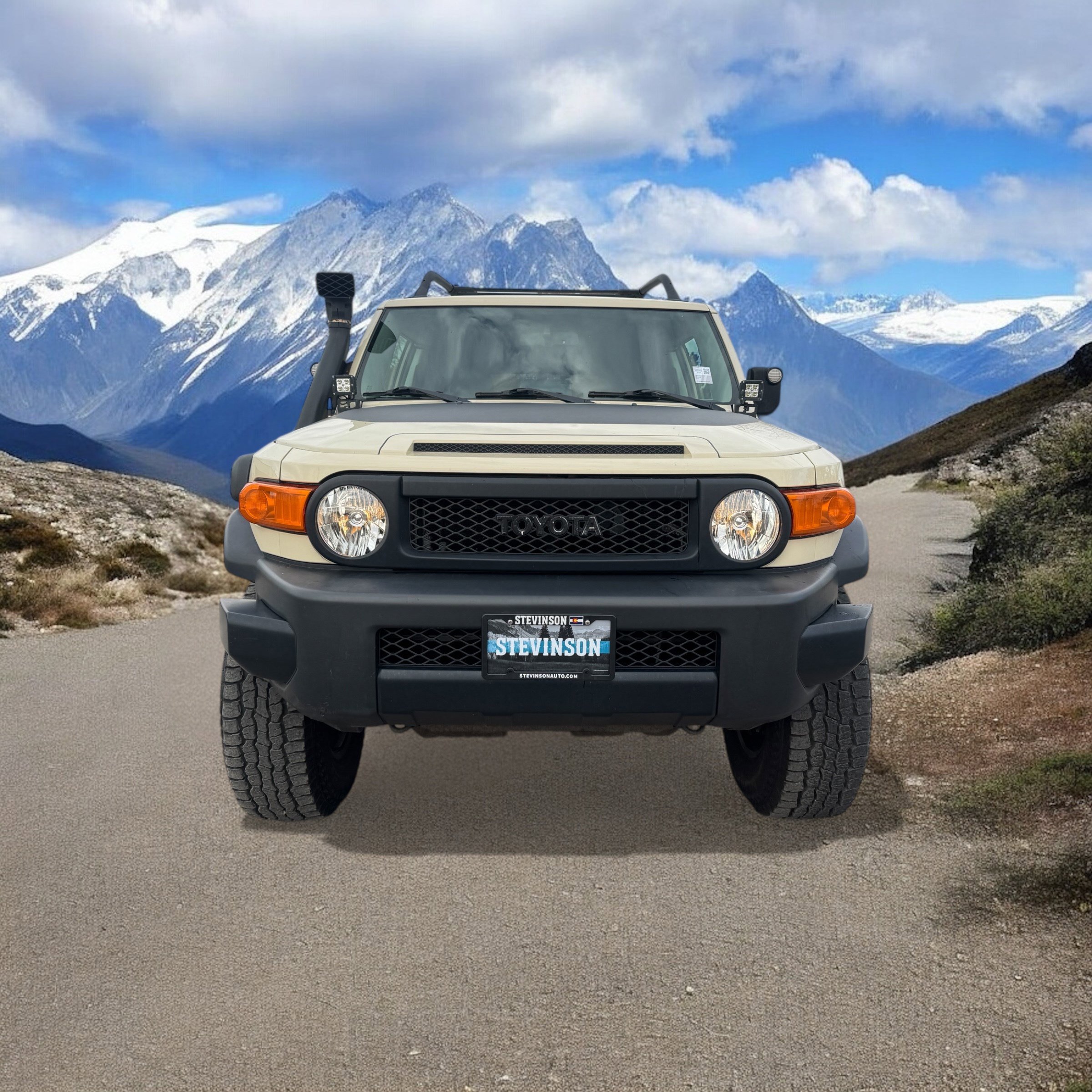 Used 2010 Toyota FJ Cruiser 4WD image 8