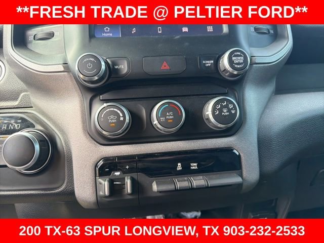 Used 2024 RAM 2500 Tradesman w/ Chrome Appearance Group AWD/4WD image 15