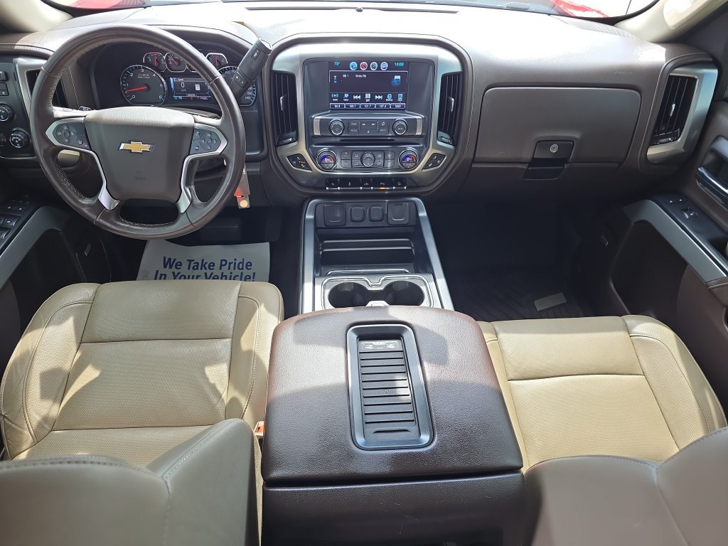 Used 2017 Chevrolet Silverado 1500 LTZ Z71 w/ LTZ Plus Package AWD/4WD image 28