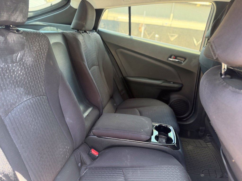 Used 2018 Toyota Prius Prime Plus w/ Carpet Mat Package FWD image 10