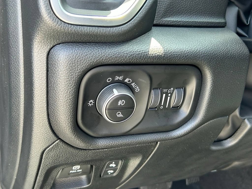 New 2025 RAM 1500 Big Horn RWD image 42