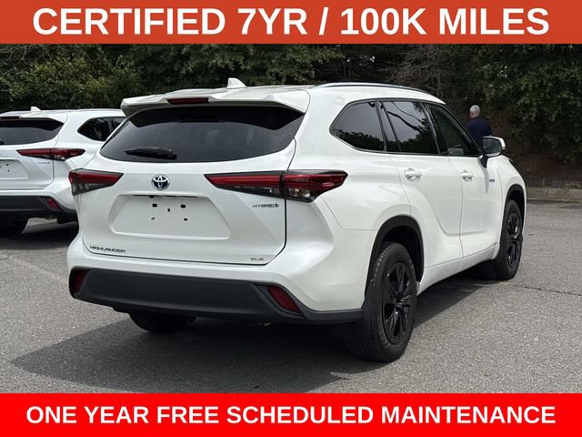Used 2021 Toyota Highlander XLE AWD/4WD image 2