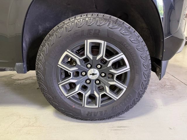 Certified 2023 Chevrolet Colorado Z71 w/ Z71 Convenience Package 2 AWD/4WD image 30