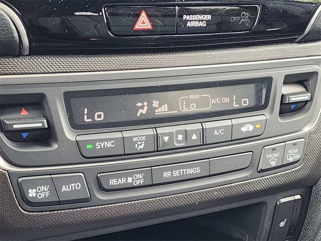 Used 2023 Honda Passport TrailSport image 28