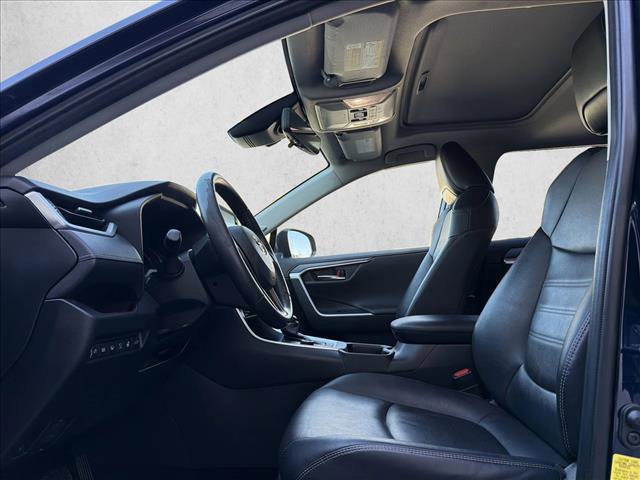 Used 2022 Toyota RAV4 Limited image 11