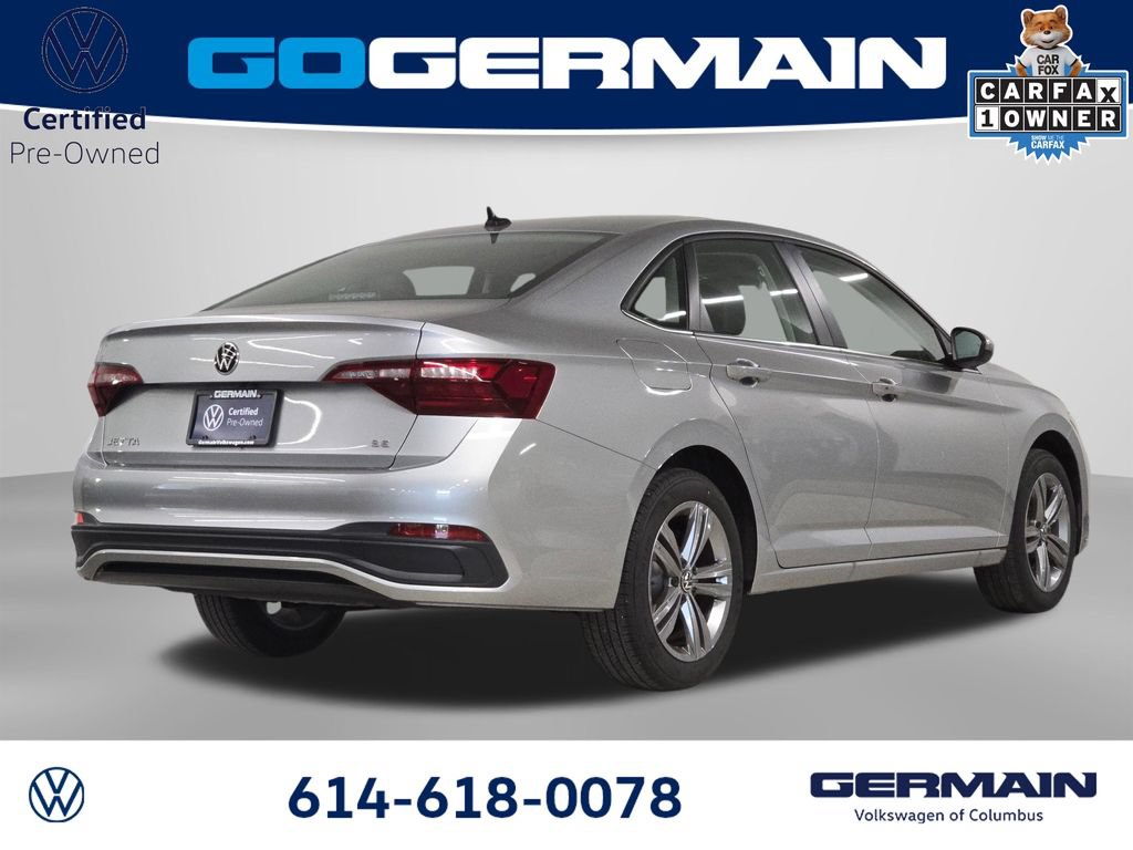Certified 2023 Volkswagen Jetta SE w/ Panoramic Sunroof Package FWD image 8