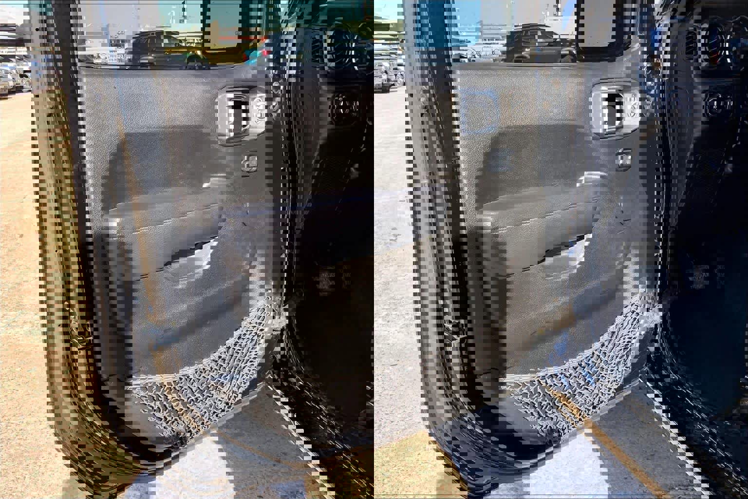 Used 2023 Jeep Wrangler Unlimited Sport image 22