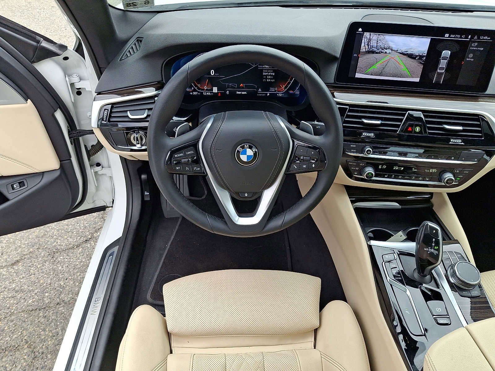 Used 2023 BMW 530i xDrive w/ Convenience Package image 12