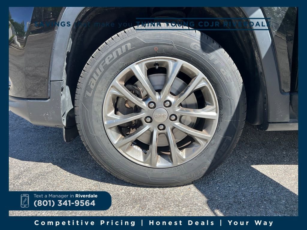 Used 2019 Jeep Cherokee Latitude Plus image 10