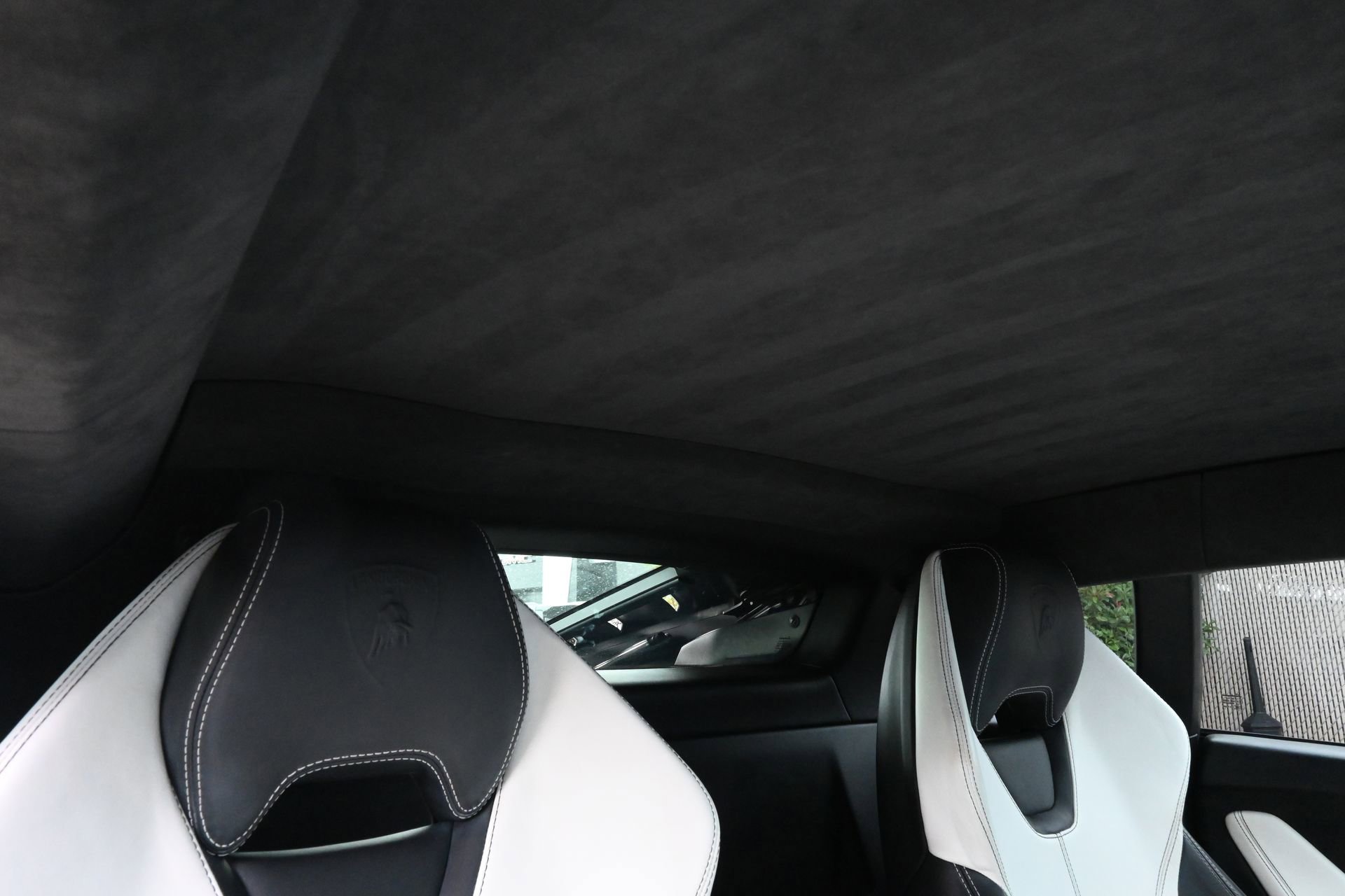 Used 2015 Lamborghini Huracan LP 610-4 AWD/4WD image 22