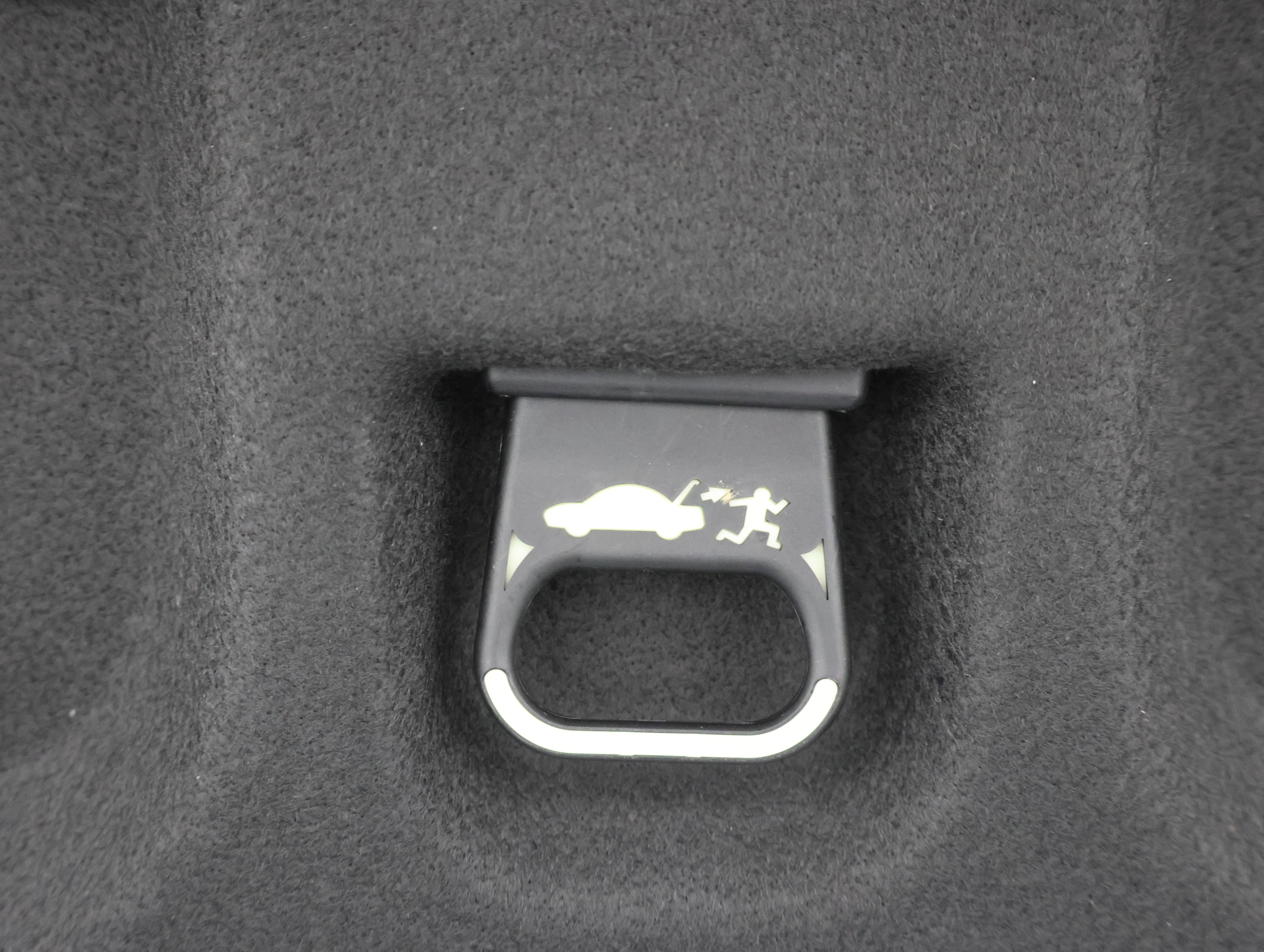 Used 2018 Chevrolet Camaro ZL1 RWD image 31