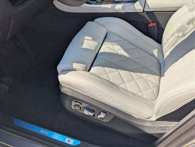 Used 2026 BMW X5 sDrive40i image 4