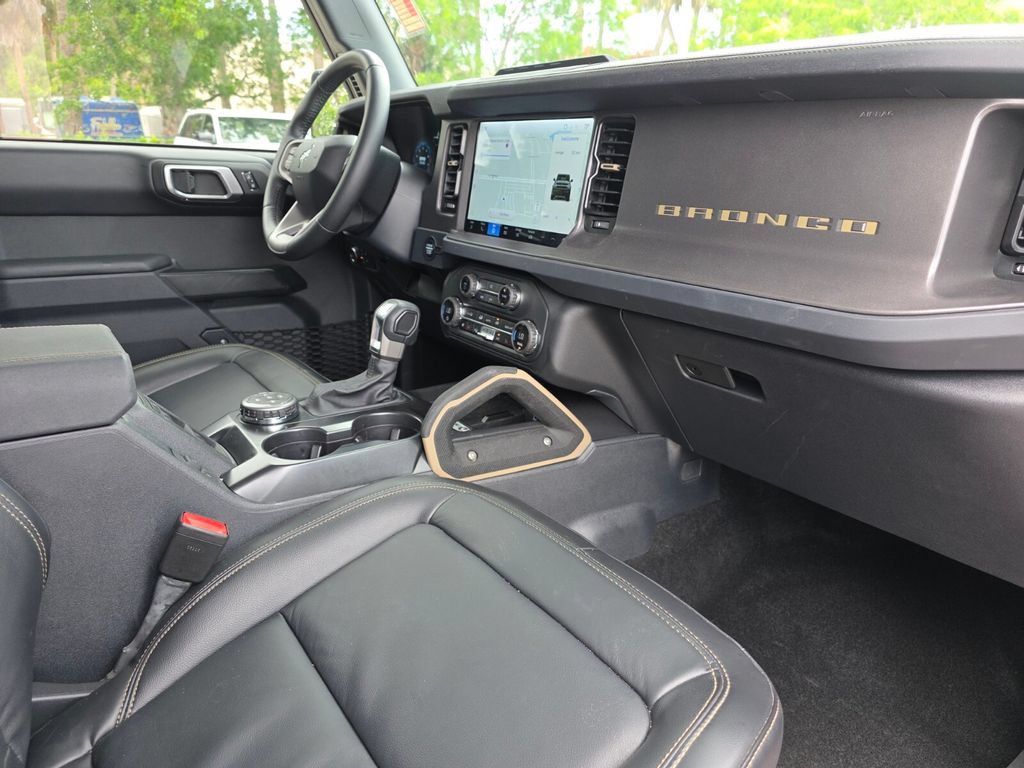 Used 2025 Ford Bronco Badlands w/ Sasquatch Package AWD/4WD image 13