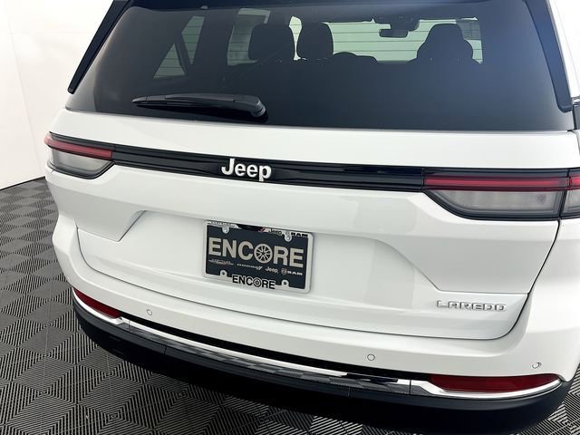 New 2025 Jeep Grand Cherokee Laredo image 27