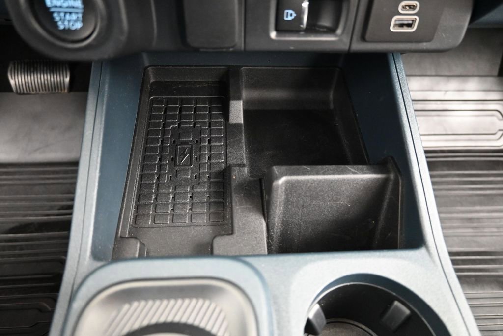Used 2025 Ford Maverick Lariat AWD/4WD image 19