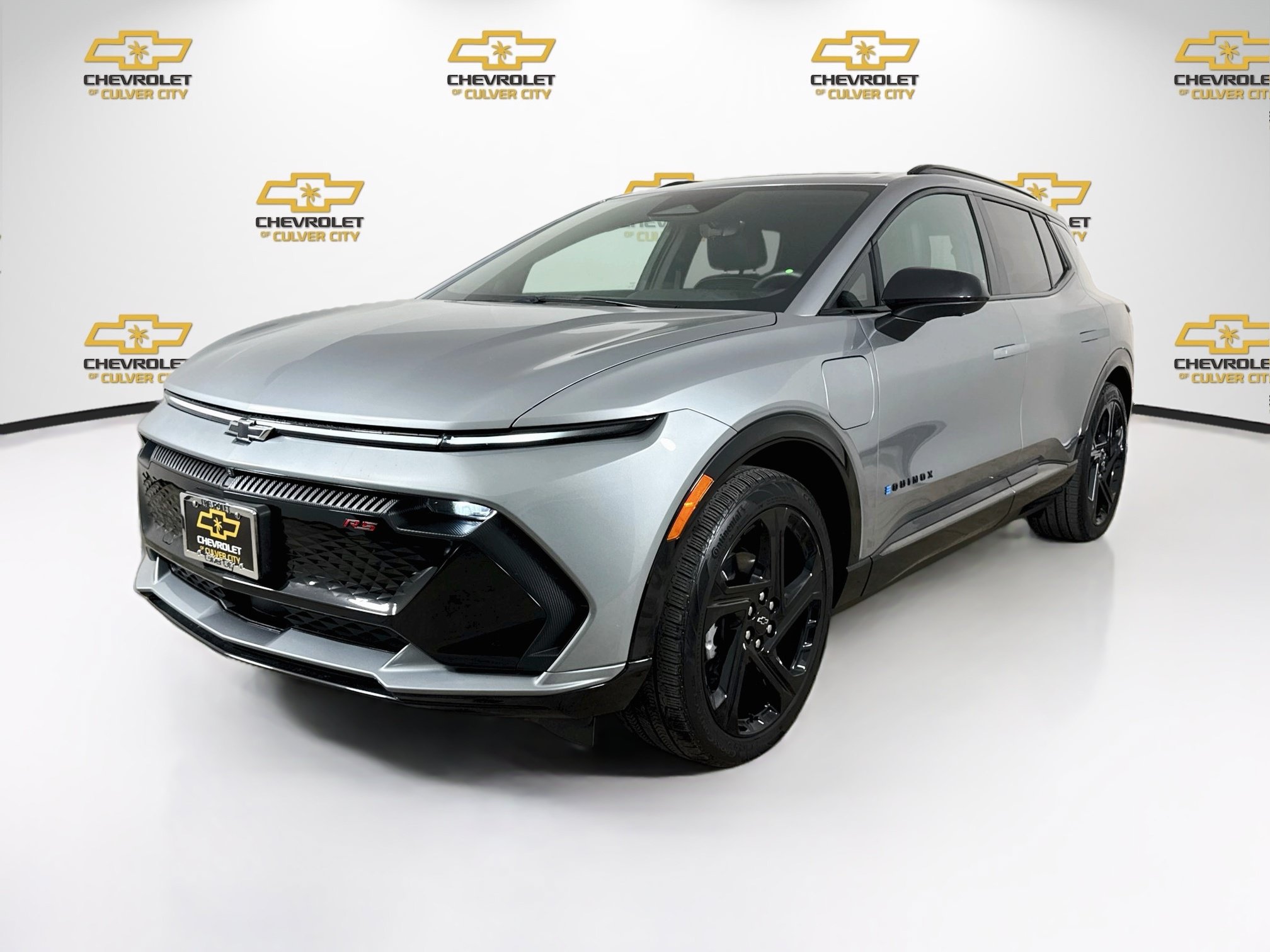 Used 2025 Chevrolet Equinox EV RS w/ Convenience Package II FWD image 3