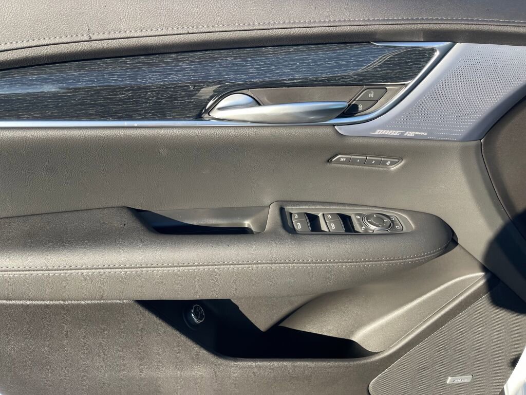 New 2025 Cadillac XT5 Premium Luxury w/ LPO, Floor Liner Package image 6