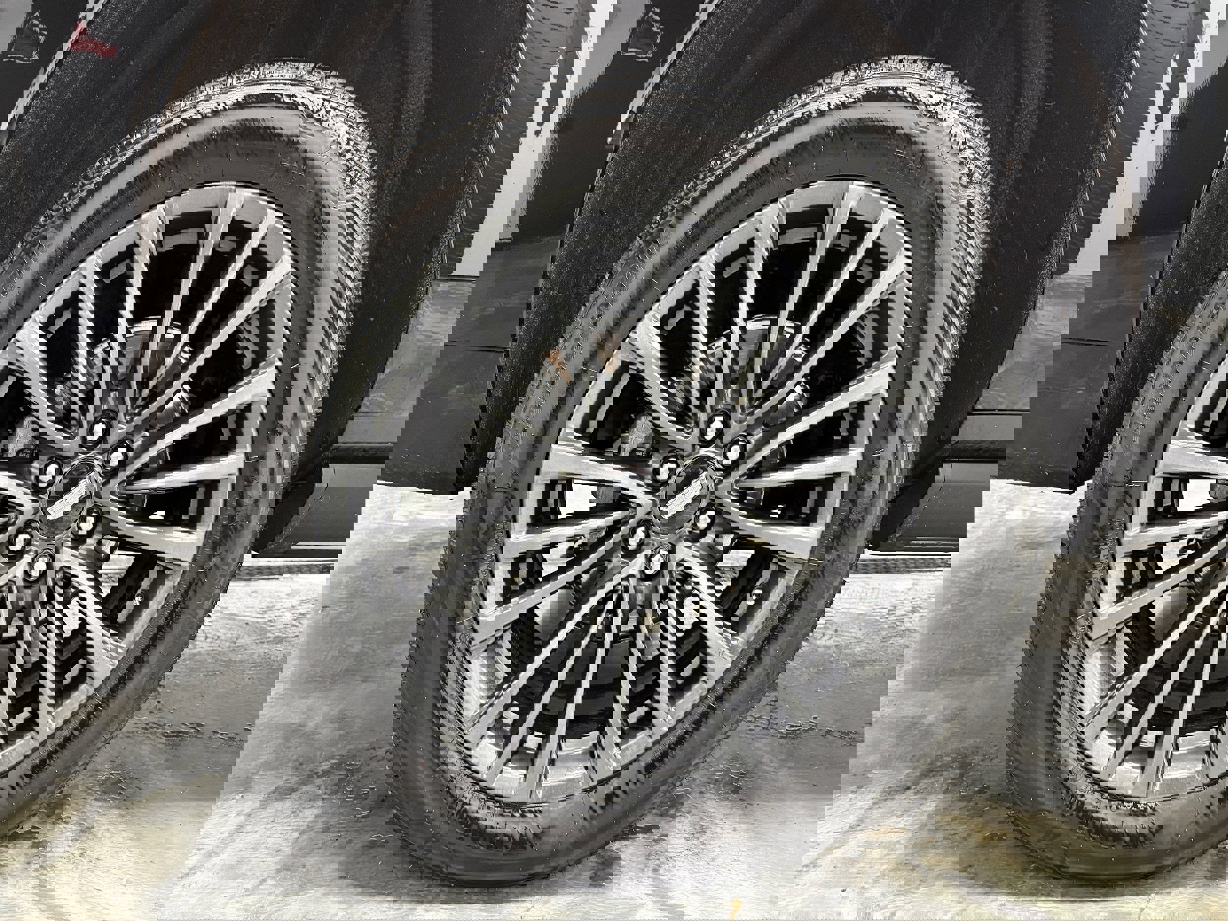 Used 2025 Cadillac Escalade ESV Sport Platinum image 47