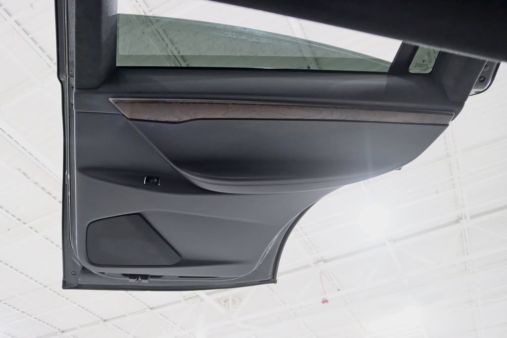 Used 2020 Tesla Model X Long Range AWD/4WD image 35