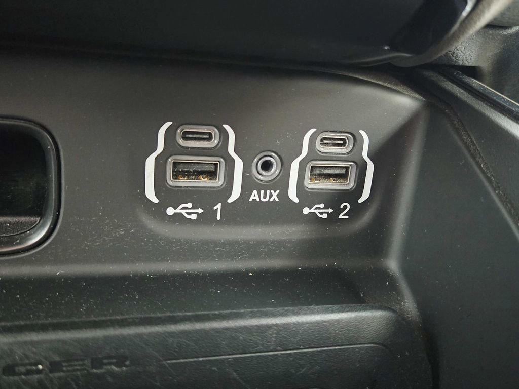 Used 2022 RAM 3500 Laramie image 35