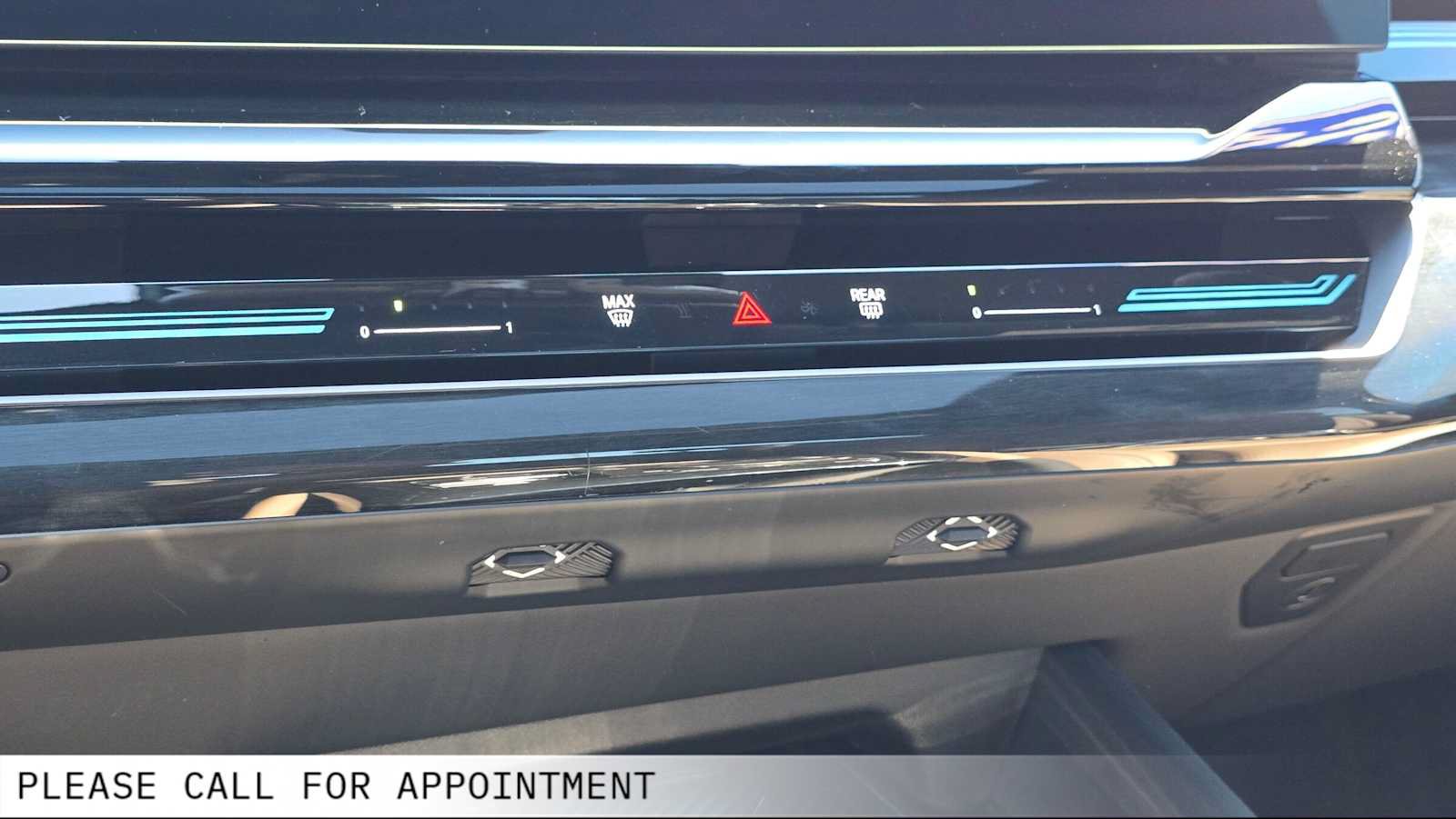 Used 2024 BMW 530i xDrive w/ M Sport Package AWD/4WD image 32