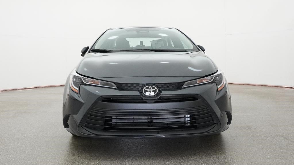 Used 2026 Toyota Corolla LE FWD image 18