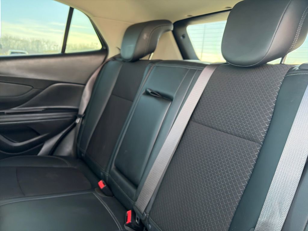 Used 2018 Buick Encore Preferred image 28