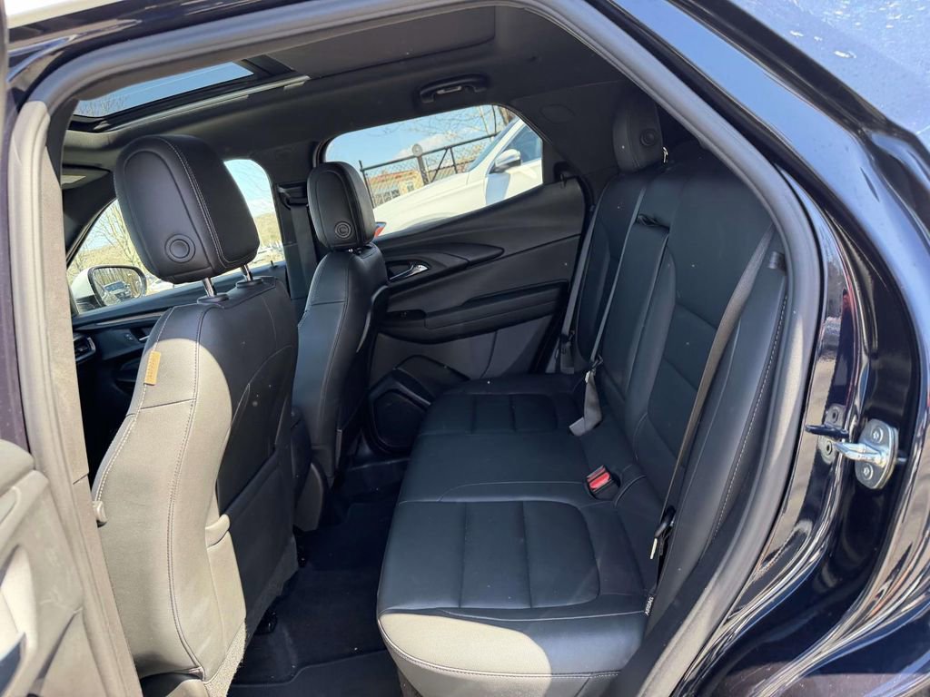 Used 2021 Chevrolet TrailBlazer ACTIV w/ Sun and Liftgate Package AWD/4WD image 12