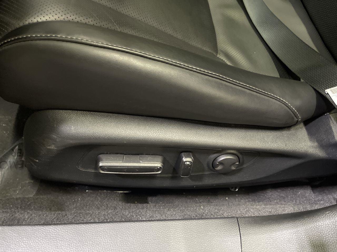 Certified 2023 Honda Accord EX-L image 12