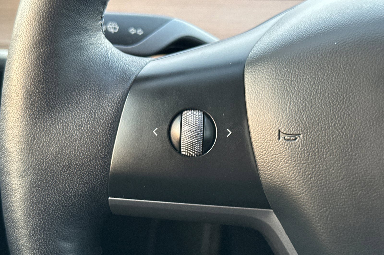 Used 2023 Tesla Model Y Long Range image 26